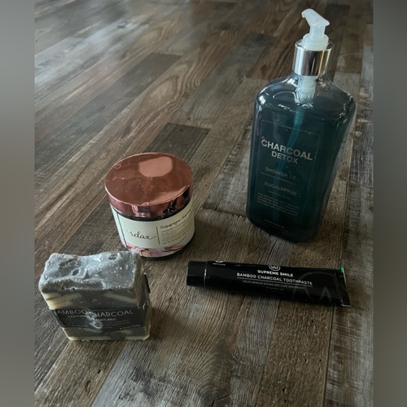 Charcoal Beauty Bundle - Picture 9 of 9